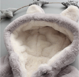 Solid Hooded 3D Ohr und Schwanz Dekor Baby Mantel