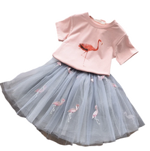 Laden Sie das Bild in den Galerie-Viewer, Flamingo design Fancy skirt & T-shirt Clothing Sets
